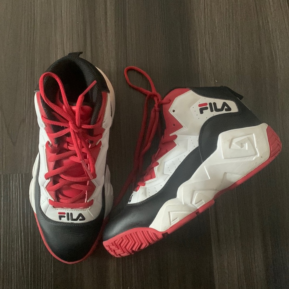 FILA MB basketball shoes
